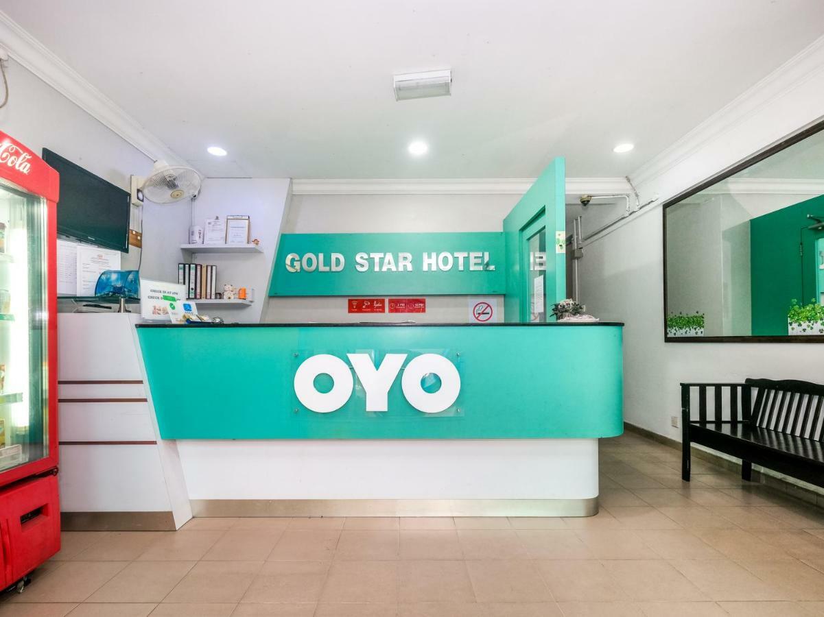 Oyo 850 Gold Star Hotel Chukai Esterno foto
